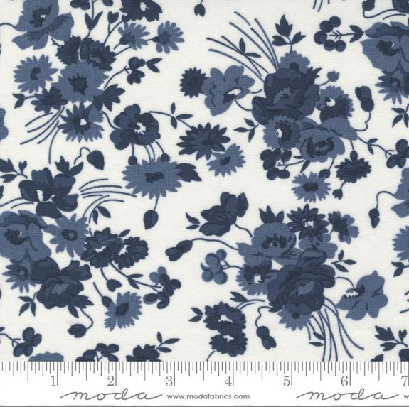 44" - Moda - Nantucket Summer - "Cream - Navy 55260 21" - 100% Cotton
